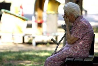 "Emergenza Caldo: Anziani a Rischio di Aritmie e Ipotensione"