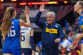 "Italvolley supera il Montenegro 3-0 e guida la Pool D!"