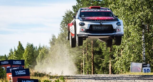 "Lancia Corse HF brilla nel leggendario Rally Finland"
