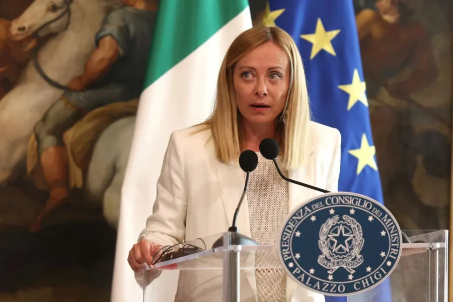 "Migranti: Meloni esalta il nuovo Patto Ue per l'Italia"
