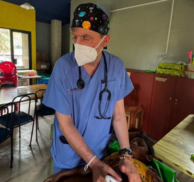"Missione Sanitaria in Sri Lanka: 350 Persone Aiutate!"