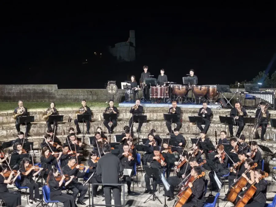 "Orchestra di Wuxi in Italia: il Fascino della Cultura Cinese"