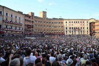 Palio di Siena 2023: come seguire la sfida dell'Assunta in TV