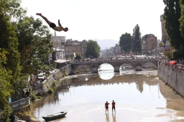 "Record di turisti a Sarajevo: estate di musica e cultura!"