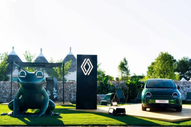 "Renault Twingo E-Tech Electric: Star al Viva! Festival Valle d'Itria"