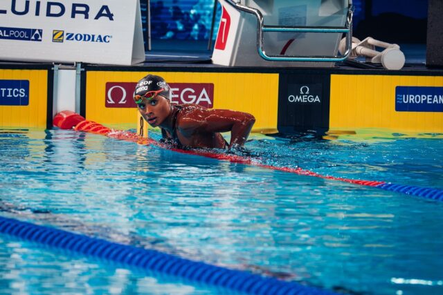 "Sara Curtis: Record Mondiale nei 50 Dorso agli Europei!"