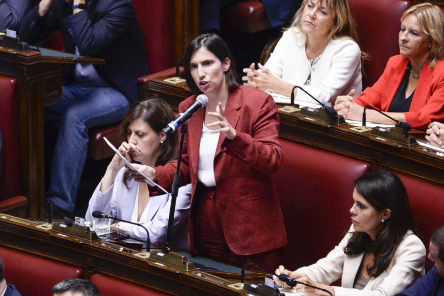 "Schlein: È Tempo di Tassare gli Extraprofitti"