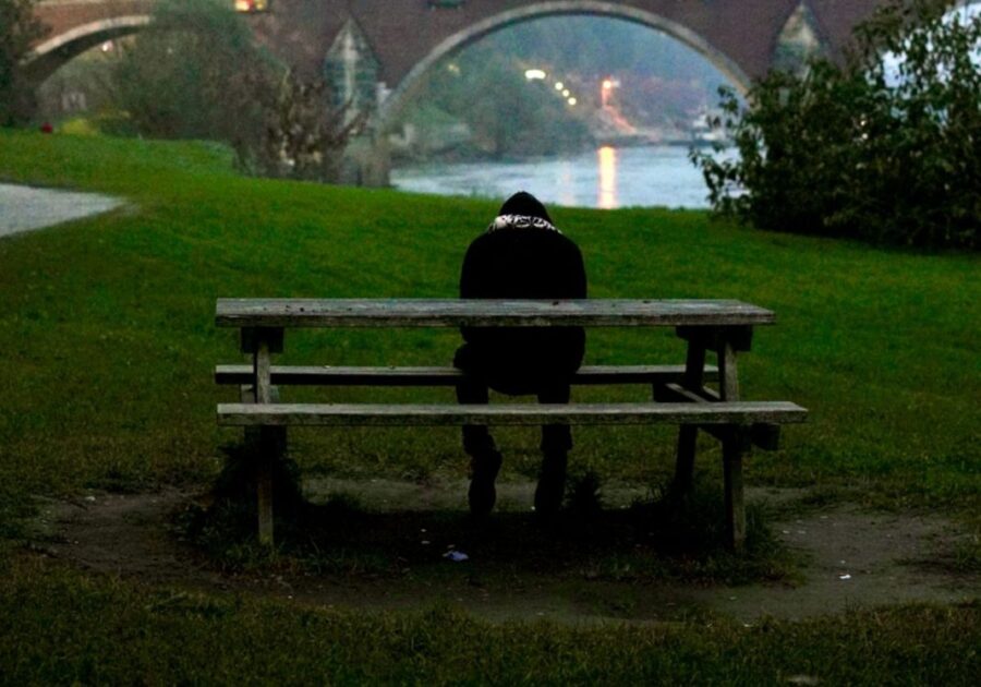 "Solitudine: causa di 870mila morti ogni anno nel mondo"