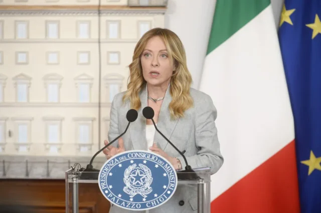 "Vergarolla: Meloni e la Verità per Onorare le Vittime"