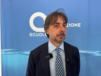 "Aliscioni di Acea Ato2: Importanza dell'acqua per i giovani"
