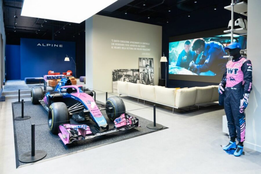"Alpine Svela Atelier Milano con F1 e Briatore: Scopri di Più!"