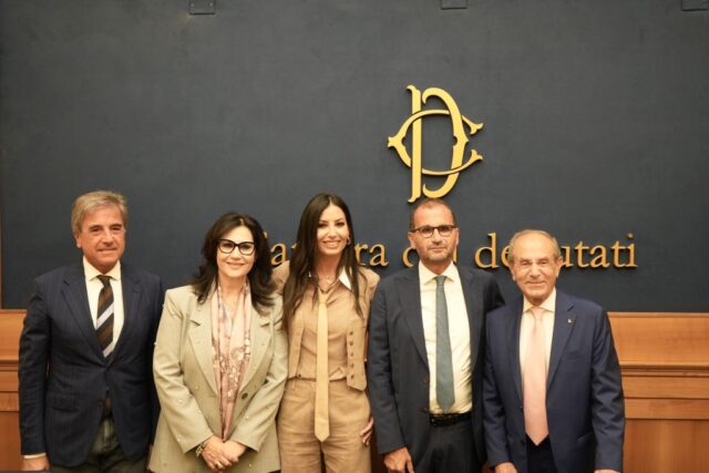 "Campagna Nastro Rosa Lilt: Prevenzione Tumore Seno 2023"