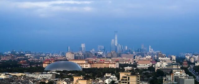 Cina: Crescita Vendite Hi-Tech +15,7% nel 2023!