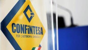 "Confintesa lancia archivio online con 215 Ccnl: Stop ai pirata!"