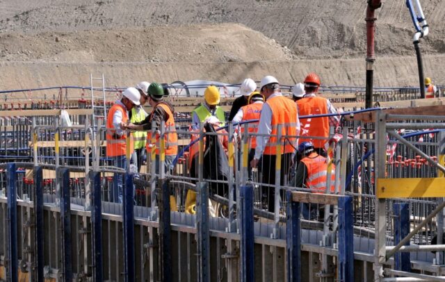 "Costo materiali e ritardi rimborsi bloccano grandi opere"