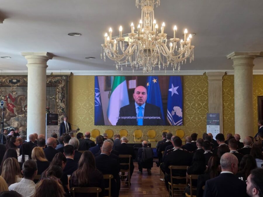 "CyberShield AI Italia: La Rivoluzione della Sicurezza Digitale"