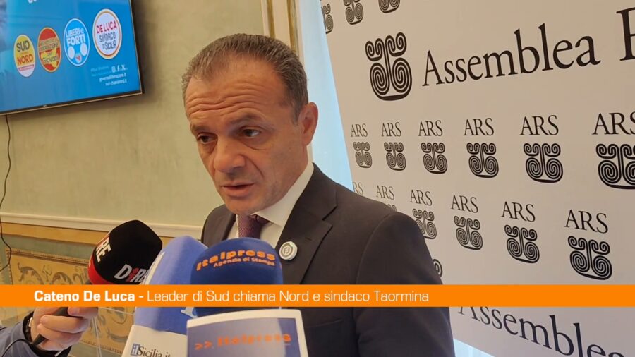 De Luca "Io a destra o a sinistra Chiedete a loro se vengono con me"