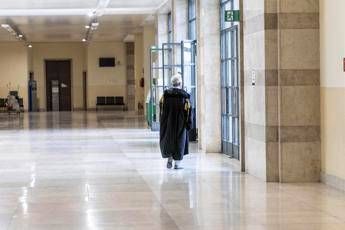 Eredità di 800mila euro: il nipote preferito sotto accusa!