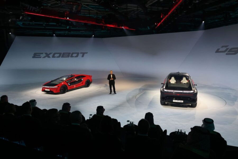 "Exobot: Arabia Saudita presenta le prime auto Ceer!"