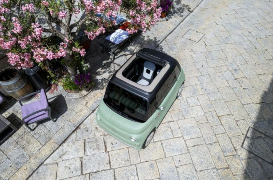 "Fiat Topolino Dolcevita: debutta il tetto apribile in tela!"