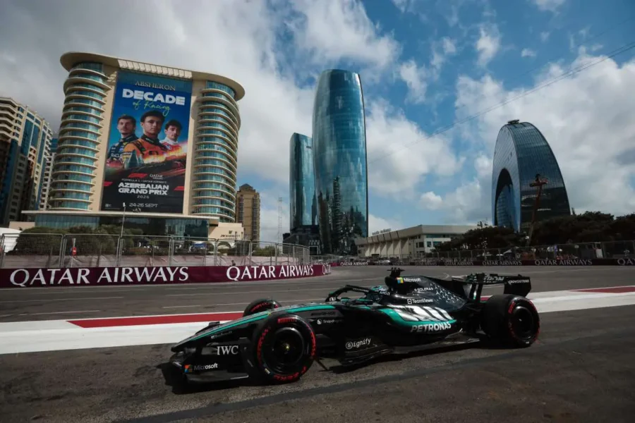 "GP Baku: Russell in pole, Leclerc secondo, Antonelli out!"