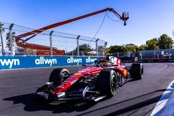 "GP Madrid: Hamilton si schianta durante le prove libere"