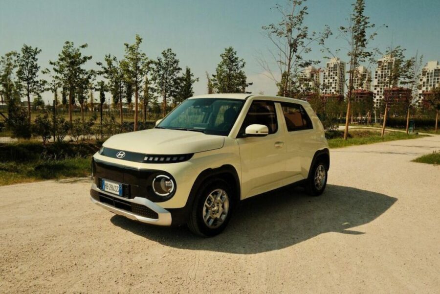 Hyundai INSTER lancia la nuova versione Van: scopri di più!