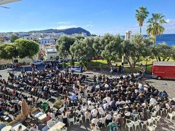 "Ia: Guglielmo Marconi porta 'Una lezione in piazza' in 20 città"
