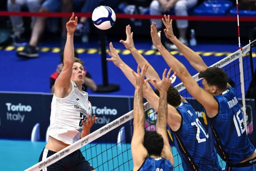 "Italvolley eliminata ai quarti: Finlandia trionfa al tie-break"
