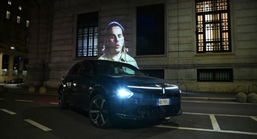Lancia Ypsilon: protagonista nel videoclip "Dedica" di Ernia!