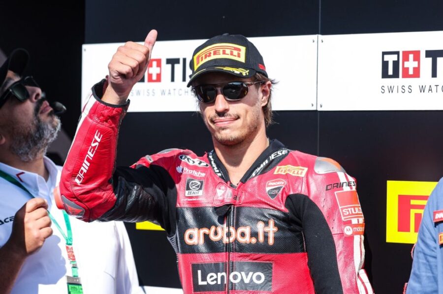 "Nicolò Bulega è il campione del mondo di Superbike!"
