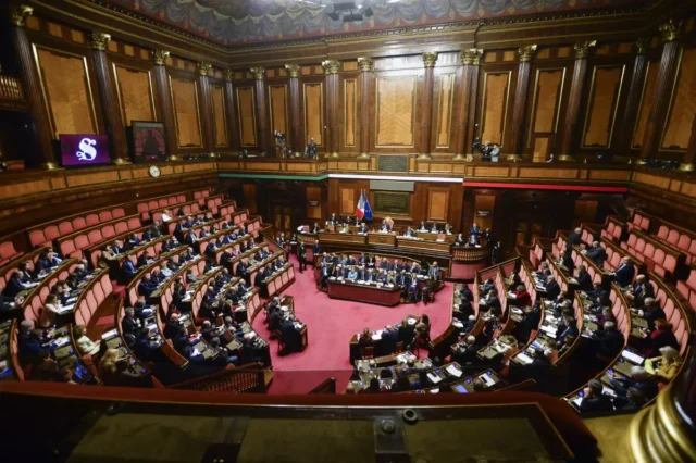 "Nucleare Sostenibile: Il Senato Approva Legge Definitiva!"