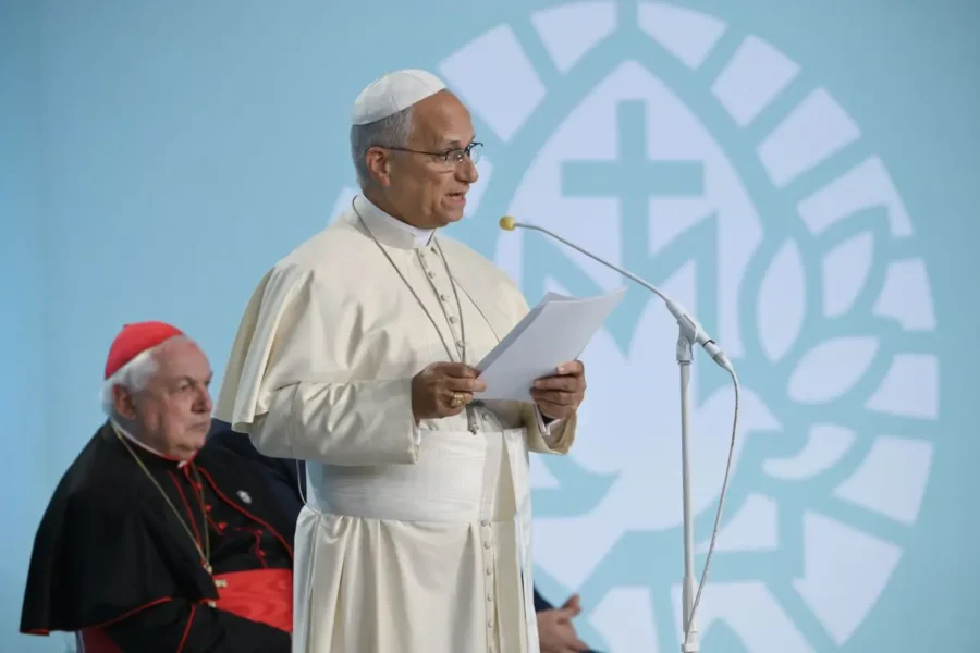 "Papa: Pace possibile solo con sforzi creativi, non riarmo"