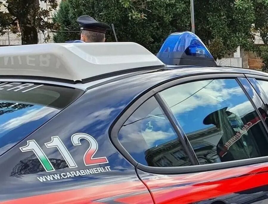 Quattro giovani nei guai: molotov testate in capannone!