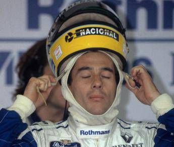 "Ritrovato un misterioso frammento della Williams di Senna!"