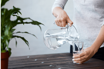 "Settembre: Bevi acqua ora! Consigli dall'esperto"