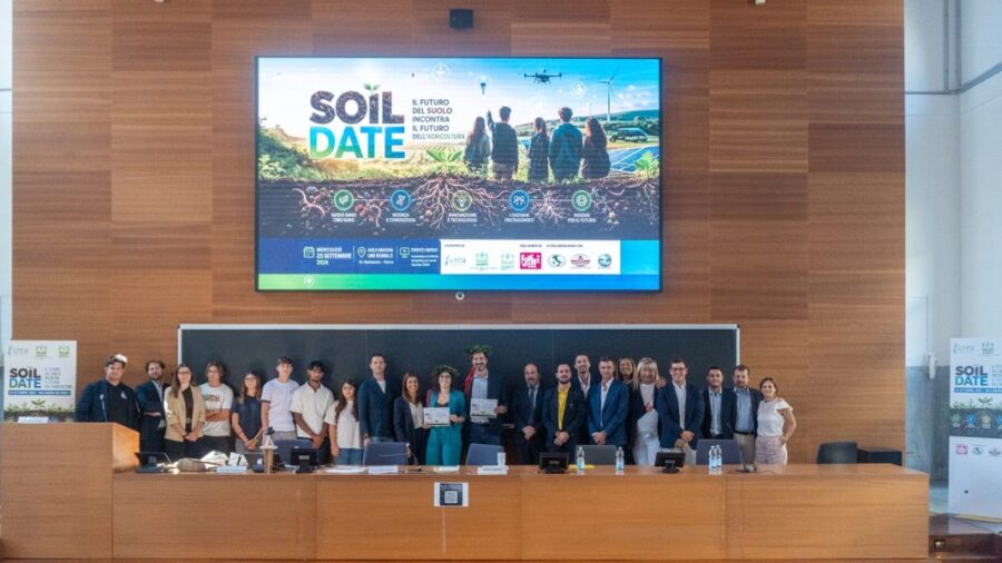 "SOIL Date: 260 giovani scelgono il futuro dell'agricoltura!"