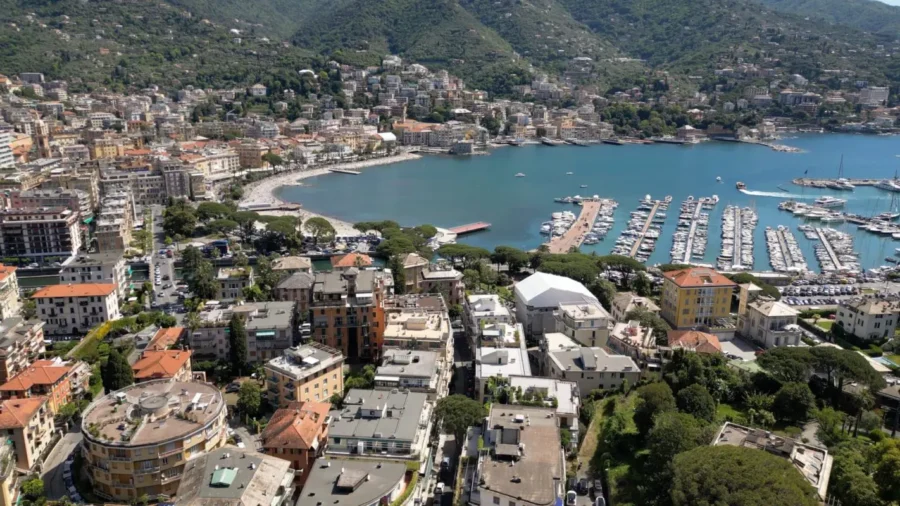 "Turismo estivo: Liguria batte la media nazionale nelle prenotazioni"