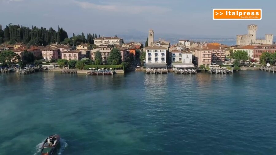 Turismo, meno arrivi ma soggiorni più lunghi