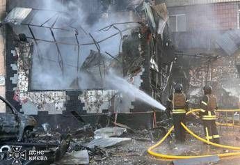 Ucraina in crisi: attacco con droni e bombe russe, molte vittime