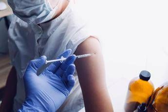 "1,8 milioni di bambini a rischio meningococco B: l'allerta dei pediatri"