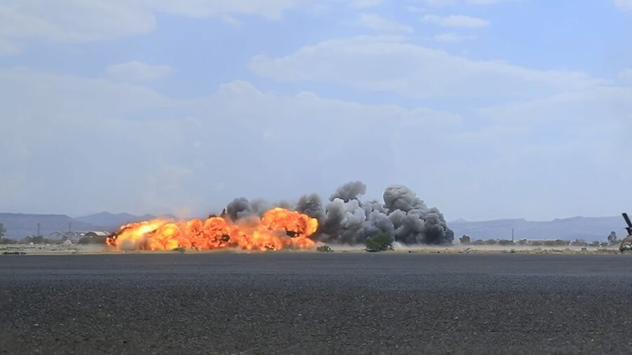 "Attacco Houthi a Riad: 12 morti e 300 feriti in aeroporto"