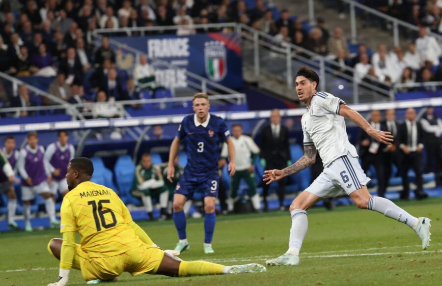 "Bastoni contro Olise: Francia-Italia finisce 1-1!"