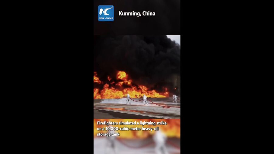 Cina, esercitazione antincendio "ad alta intensità" in un serbatoio di petrolio