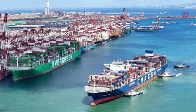 "Cina: Espansione del Settore Manifatturiero a Settembre"