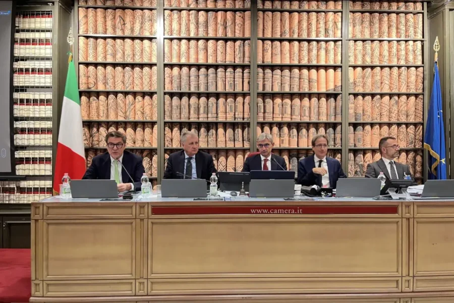 "Economia italiana: Giorgetti evidenzia la resilienza"