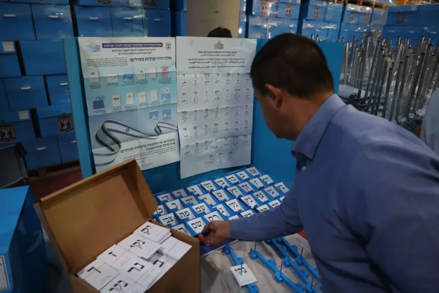 Elezioni in Israele: oltre 7,3 milioni al voto, seggi aperti!