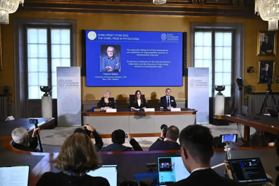 "Francis Halzen vince il Premio Nobel per la Fisica 2023!"