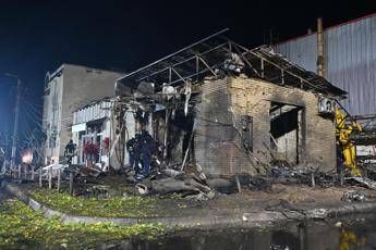 "Kharkiv: attacco russo uccide 3, incertezze sulla tregua"