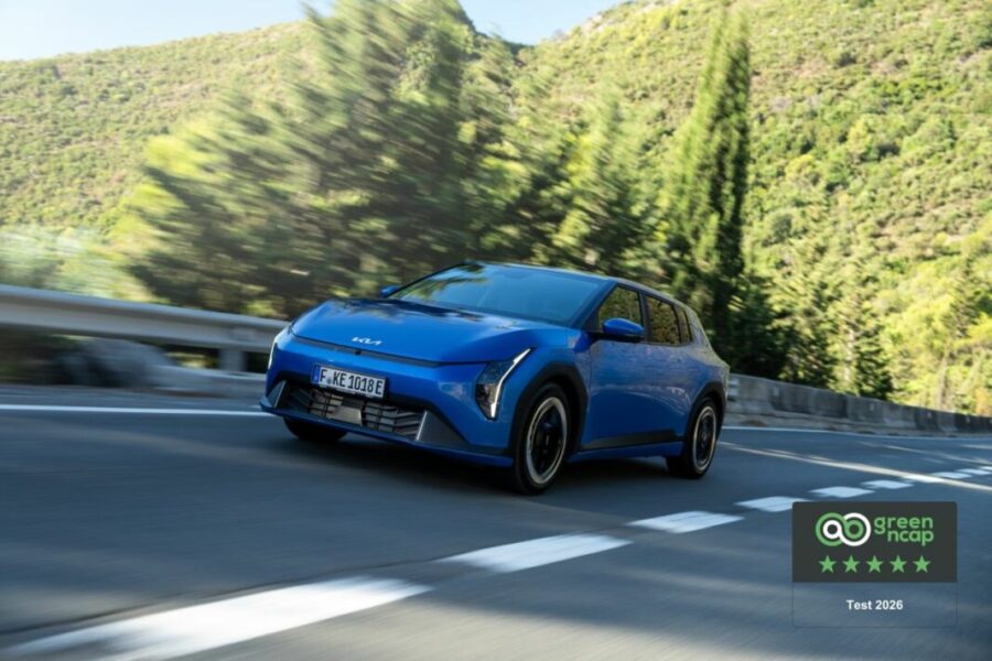 "Kia EV4 Europea: Cinque Stelle Green NCAP per Sostenibilità!"